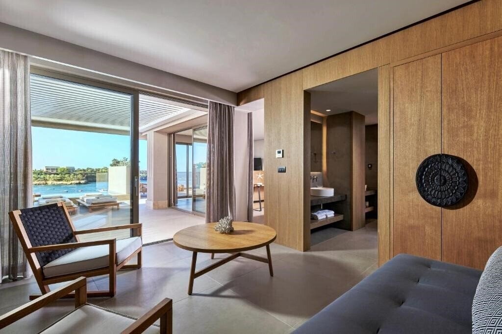 Панорама Castello Infinity Suites 5*