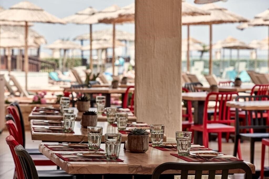 Территория Atlantica Caldera Palace 5*