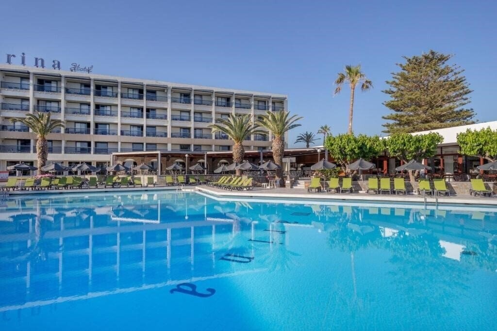 Отель Sol by Melia Marina Beach Crete (ex. Marina Beach) 4*