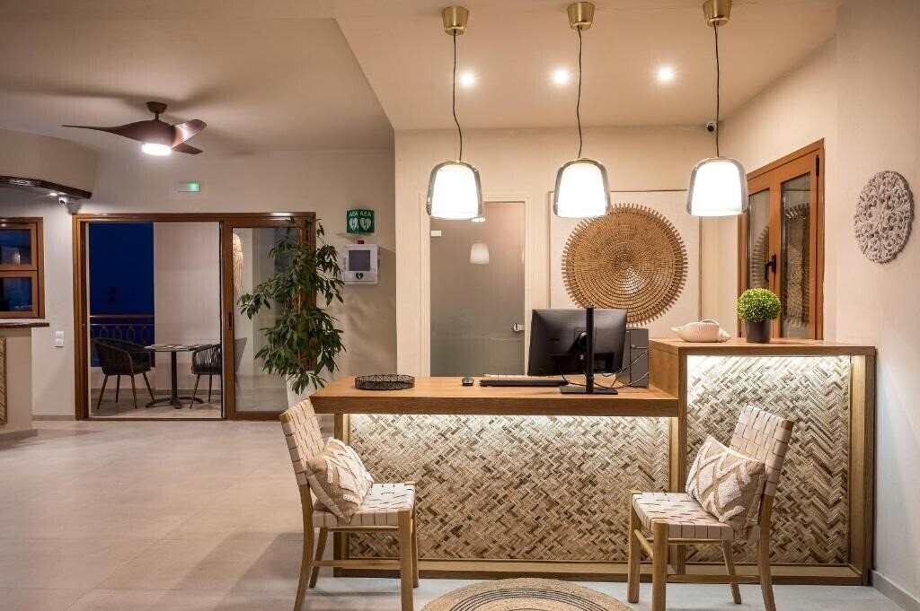 Территория Cretan Seaside Boutique Hotel (ex. Xenios Sunshine Seaside) 4*