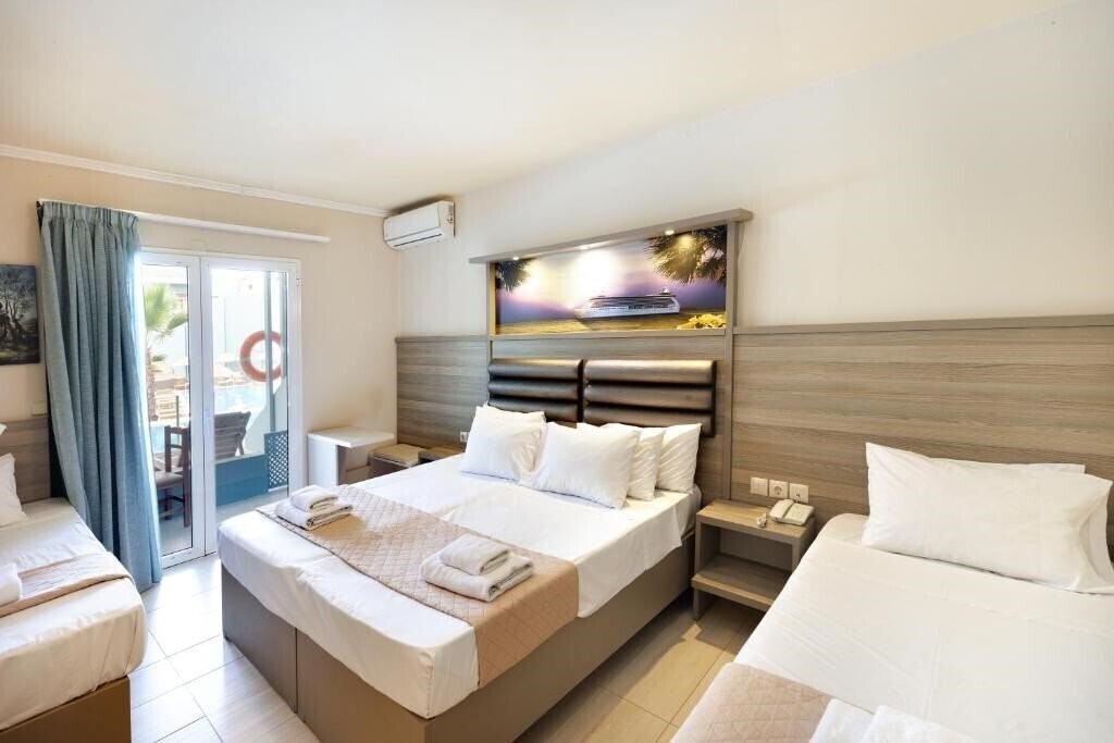 Панорама Sun Bay & Waterpark (ex. Sun Bay Hotel) 4*