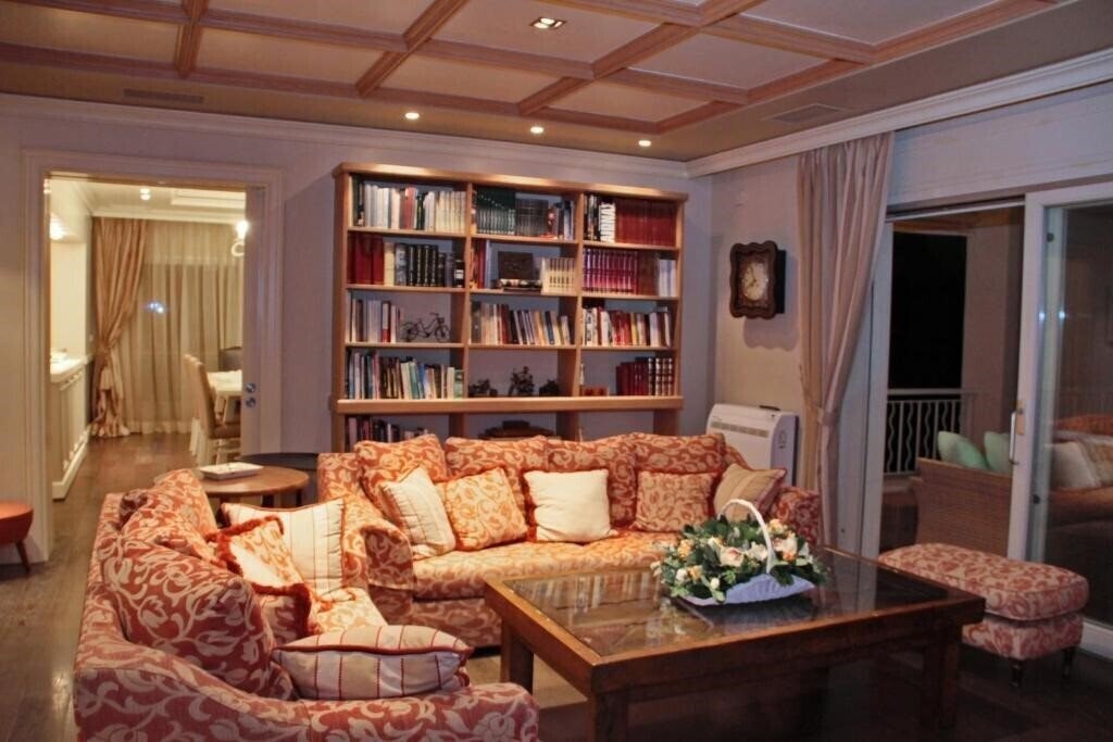 Вид Villa Metaxas 4*