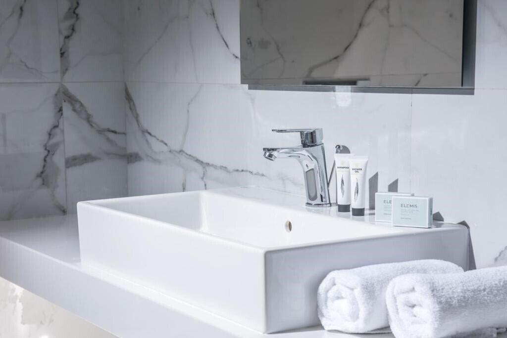 Територія Alexander House 4*