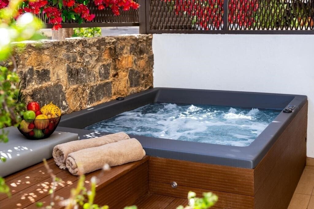 Територія Albatros SPA Resort Hotel 5*