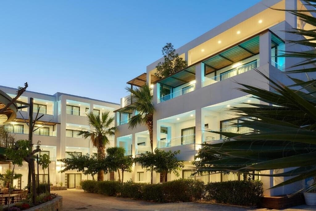 Панорама Arminda 4*