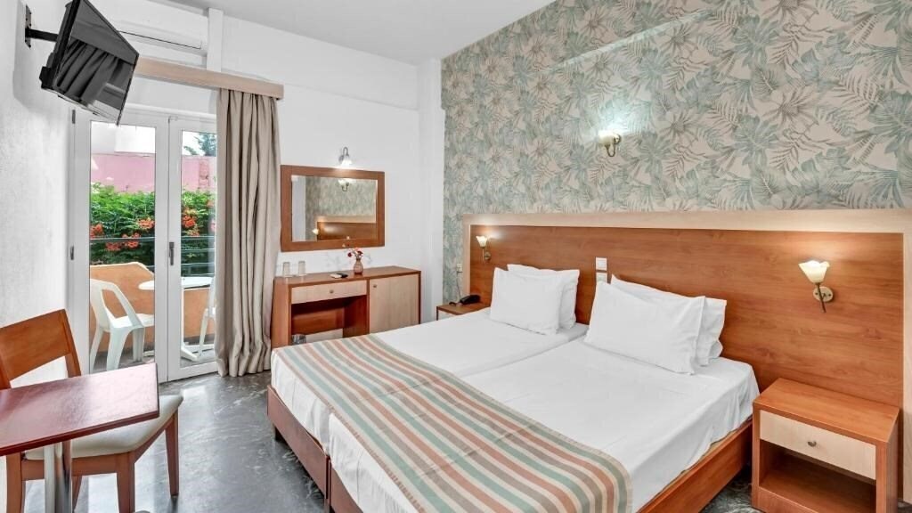Вид Erato Hotel 3*