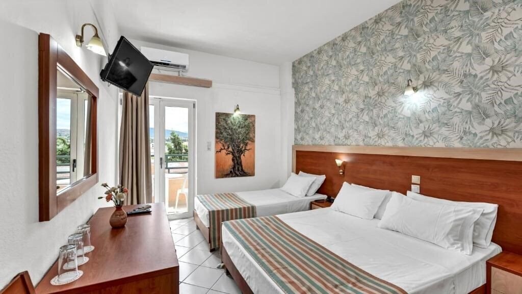 Панорама Erato Hotel 3*
