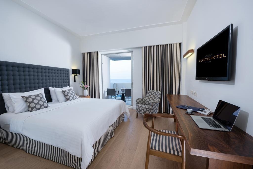 Панорама Aquila Atlantis Hotel 5*