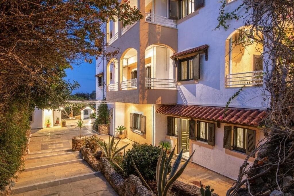 Территория Iliostasi Beach Apts 3*