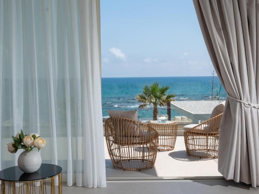 Вид Hersonissos Beach Villa 4*