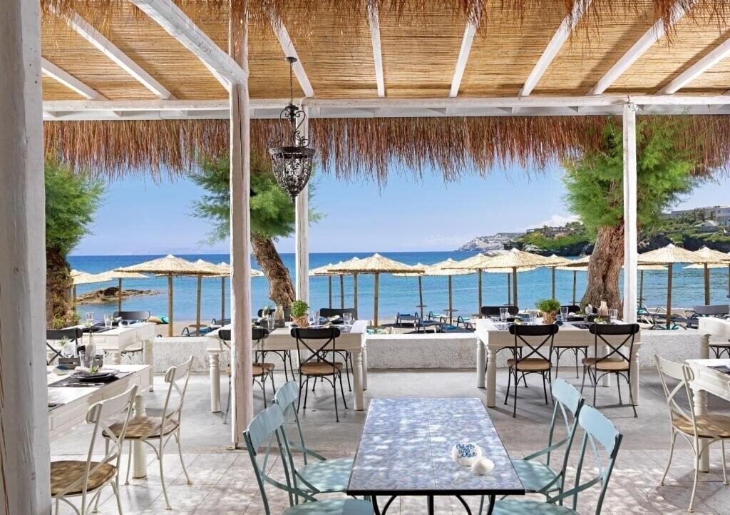 Апартаменты Out Of The Blue Resort & SPA 5*
