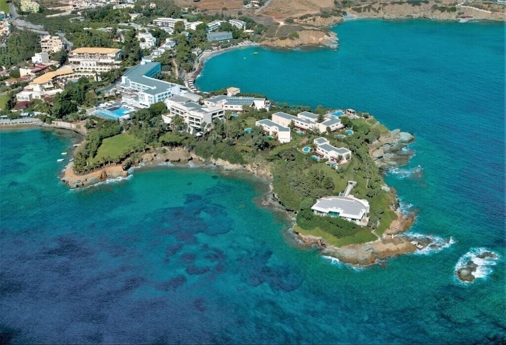 Отель Out Of The Blue Resort & SPA 5*