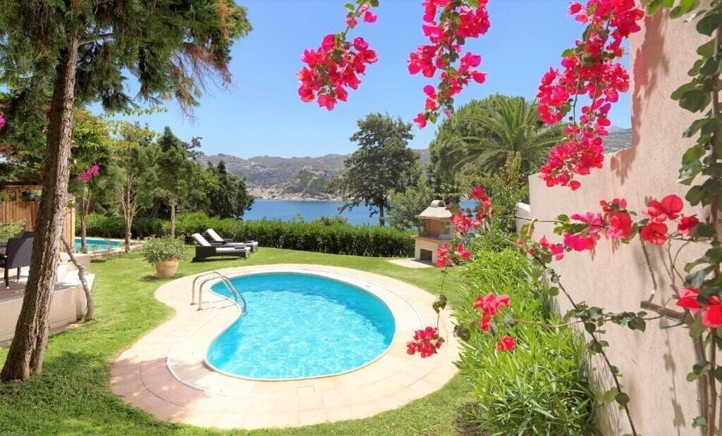 Фотография Out Of The Blue Resort & SPA 5*