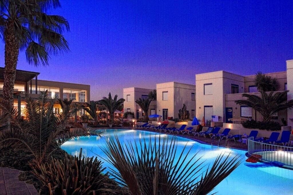 Картинка Meropi Hotel & Apartments 4*