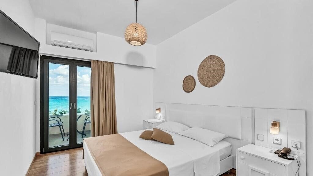 Картинка Sunset Beach Hotel 3*