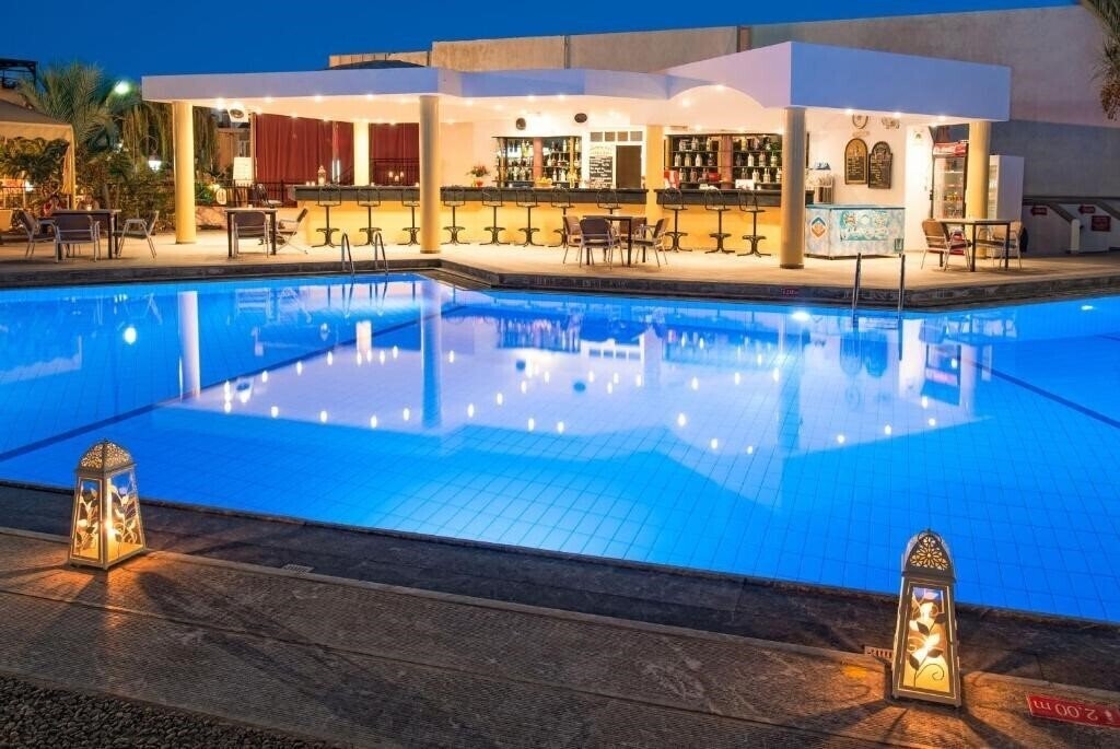 Апартаменты Malia Holidays Hotel 3*