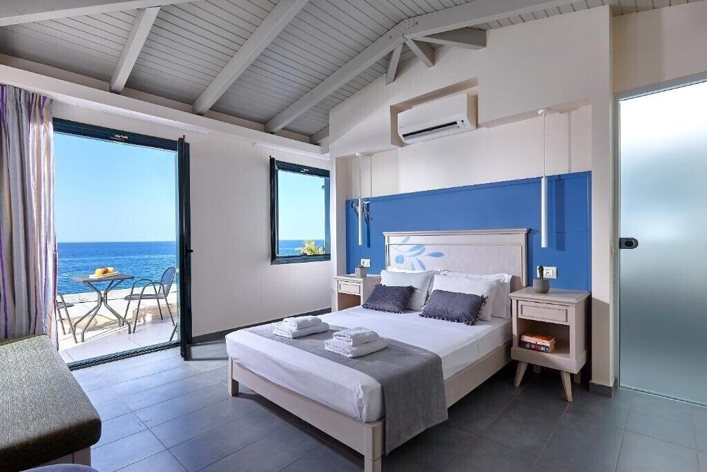 Фото Castello Village Resort 4*