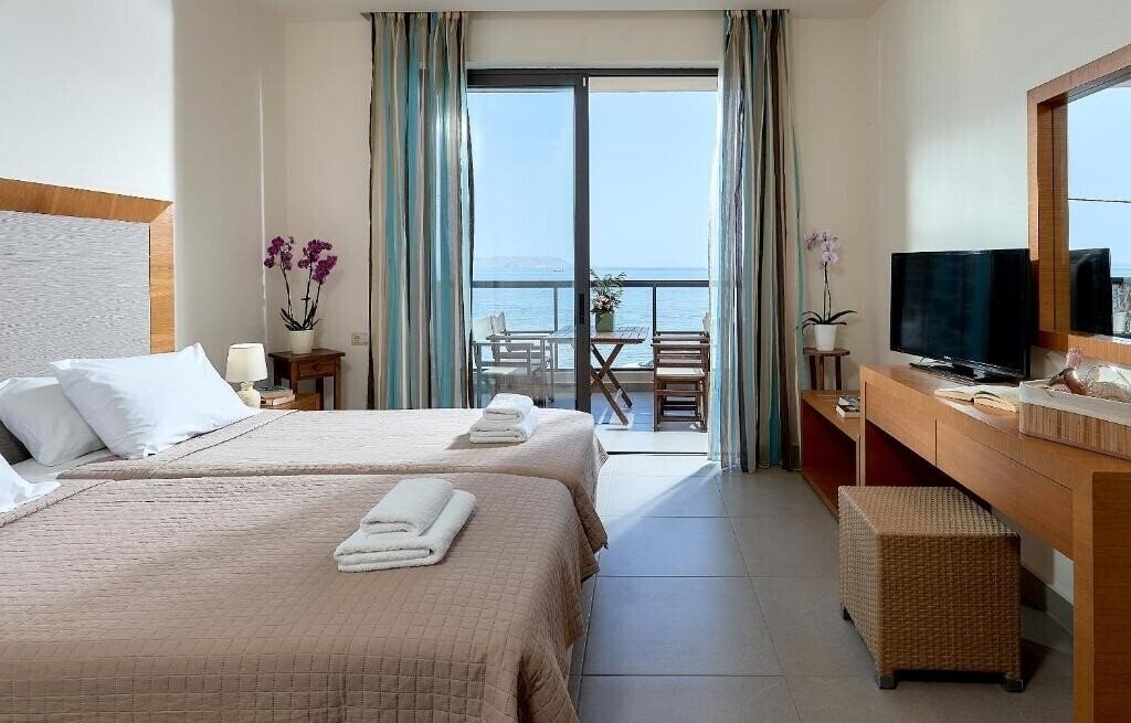 Фото Creteco Hotel & Suites 4*