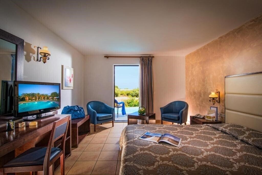 Вид Hersonissos Maris 4*
