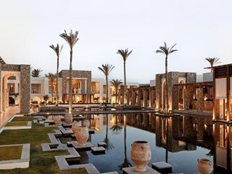 Отель Artemis Hotel Apartments 4*