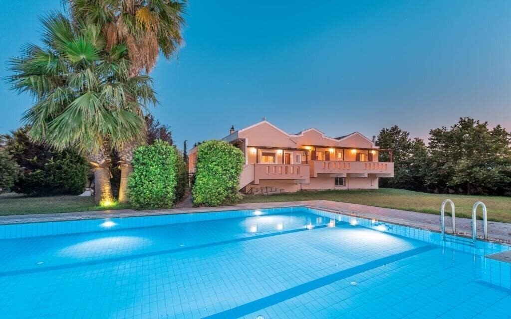 Панорама Leone Luxury Villas 4*