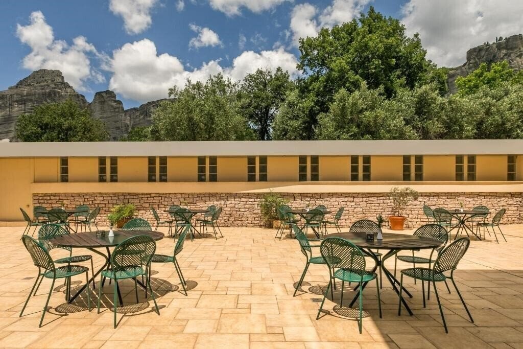 Вид Divani Meteora Hotel 4*