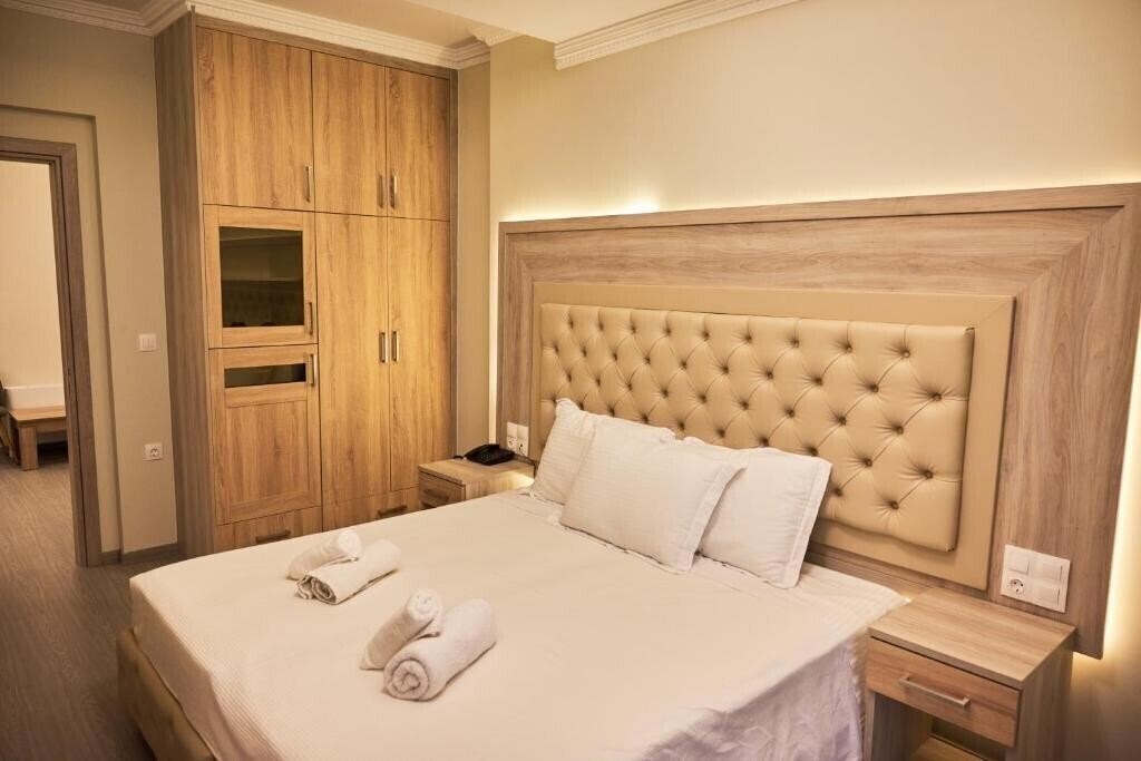 Территория Famissi Eden Hotel 3*