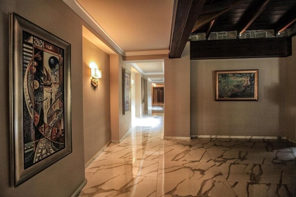 Панорама Grand Meteora Hotel 4*