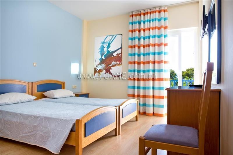 Фото Delphi Beach Hotel 4*