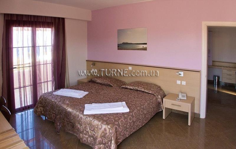 Вид Irini Beach Hotel Karpathos 3*