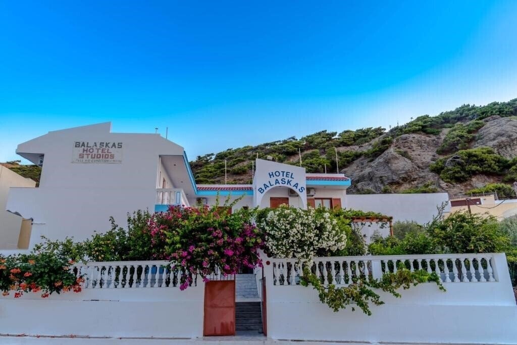 Вид Balaskas Hotel 2*