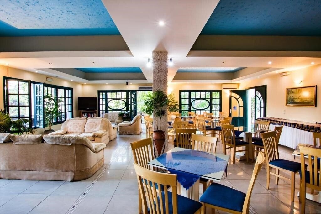 Картинка Kyra Panagia 3*