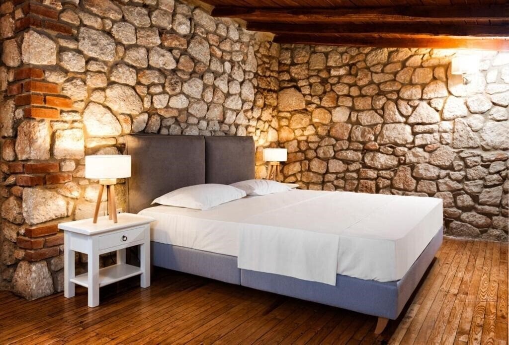 Территория Petrino Suites Hotel 4*