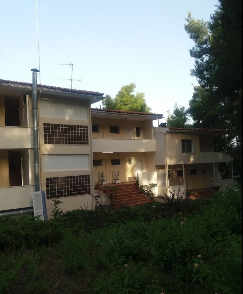 Апартаменты Dryades 2*