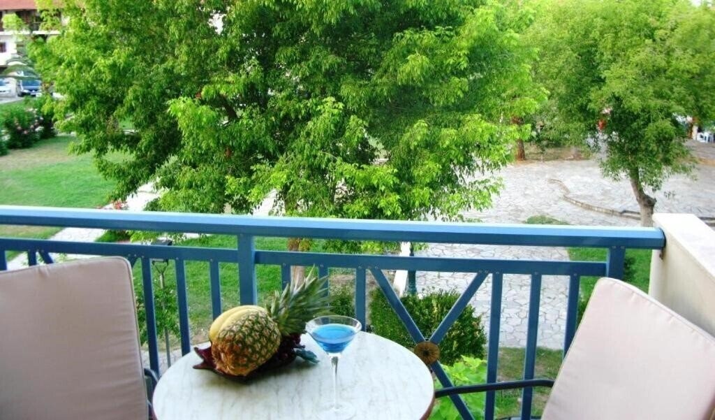 Панорама Royal Studios апартаменты