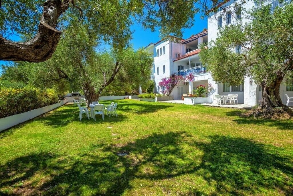 Панорама Xenios Faros Apartments 2*