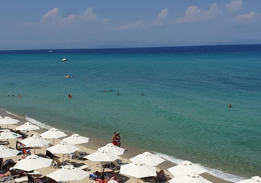 Апартаменты Paradise Hotel Kriopigi 3*