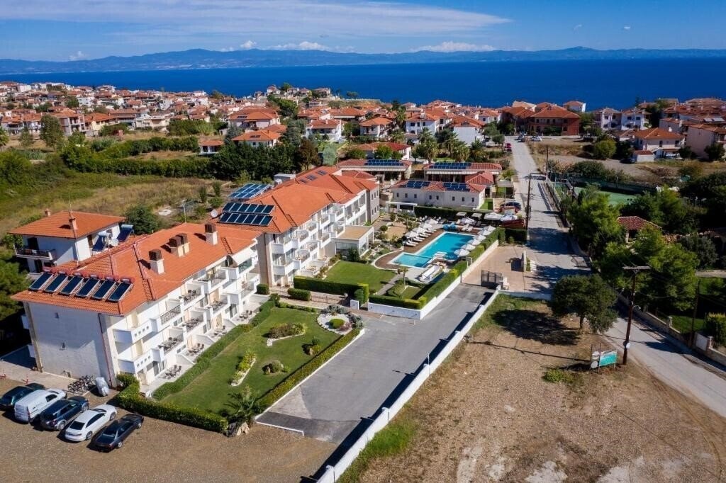 Територія Lagaria Hotel & Apartments 3*