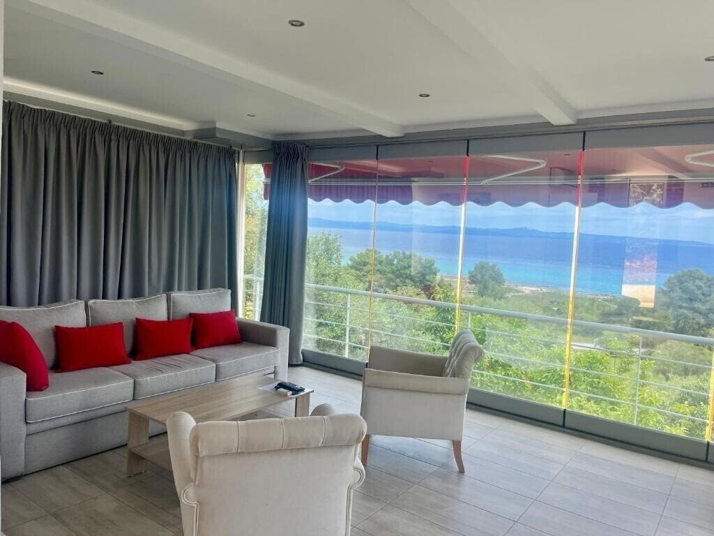 Апартаменты The Beach House Apartments апартаменты