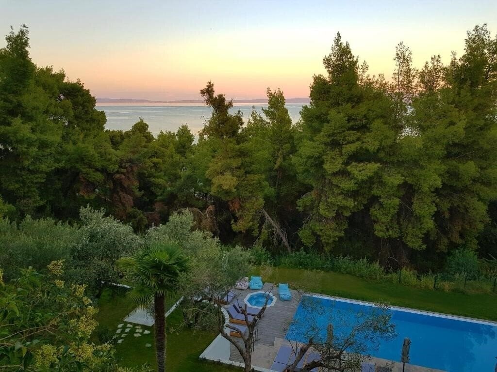 Апартаменты Avatel Eco Lodge 3*