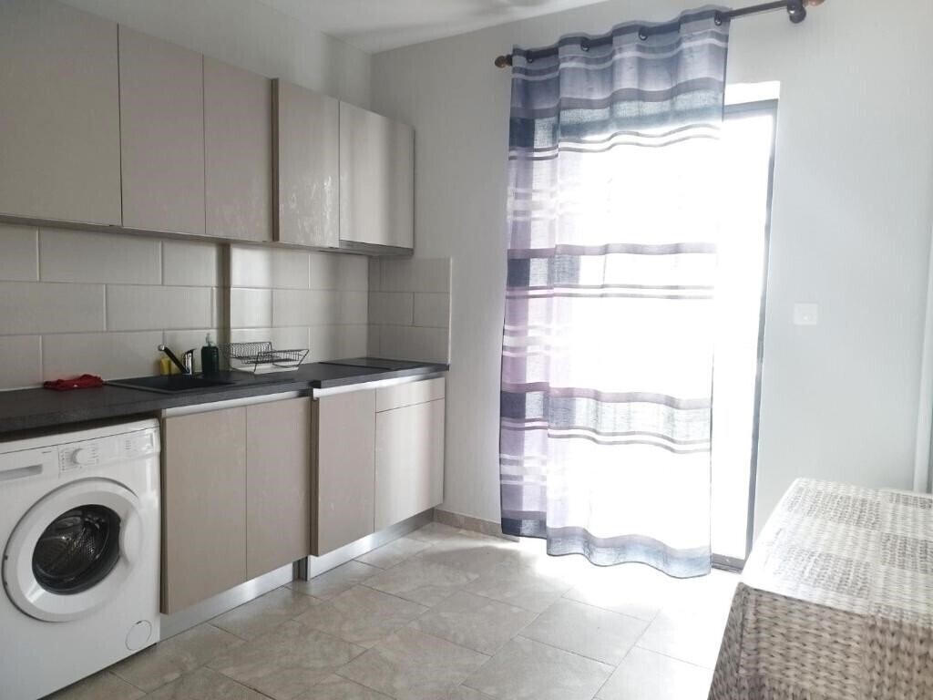 Изображение Central Apartments Dionisiou Beach 2*