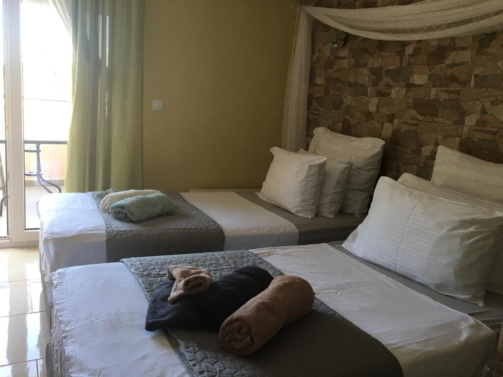 Территория Er.Zo Summer Studios 3*