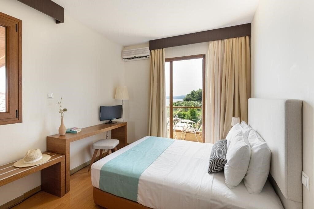 Картинка Blue Bay Hotel 4*