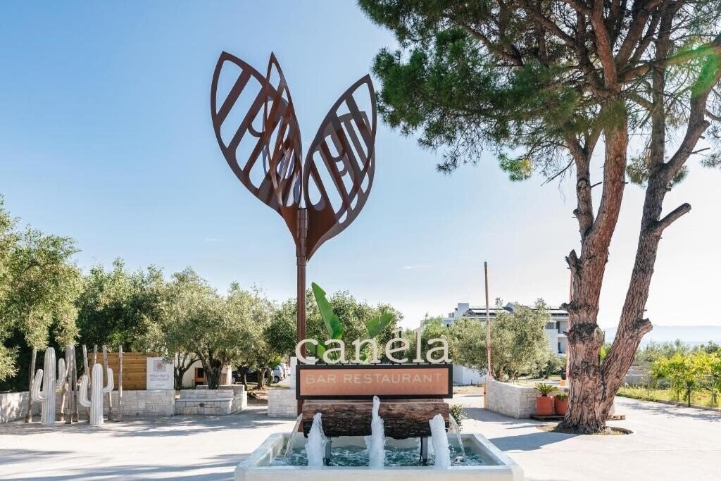 Панорама Blue Carpet Luxury Suites 3*