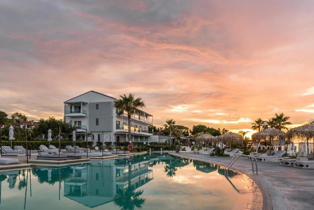 Территория Blue Carpet Luxury Suites 3*