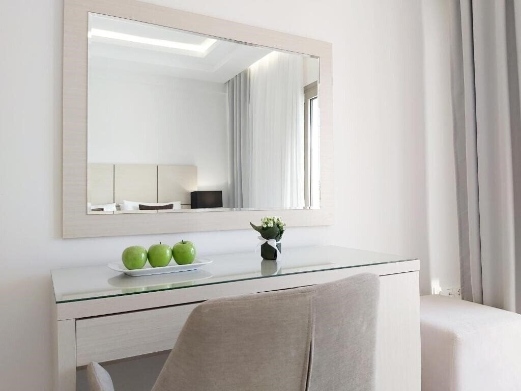 Апартаменты Akrogiali Exclusive Hotel 3*