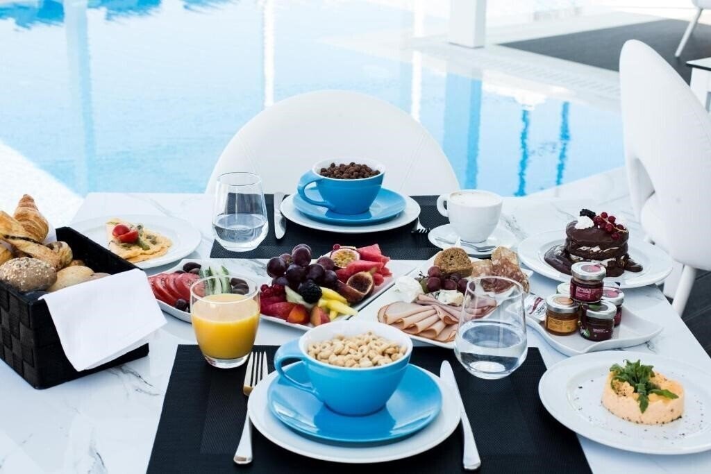 Апартаменты Crystal Villas & Suites Villa 4*