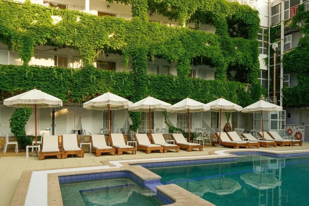 Отель Olympic Kosma Hotel 3*