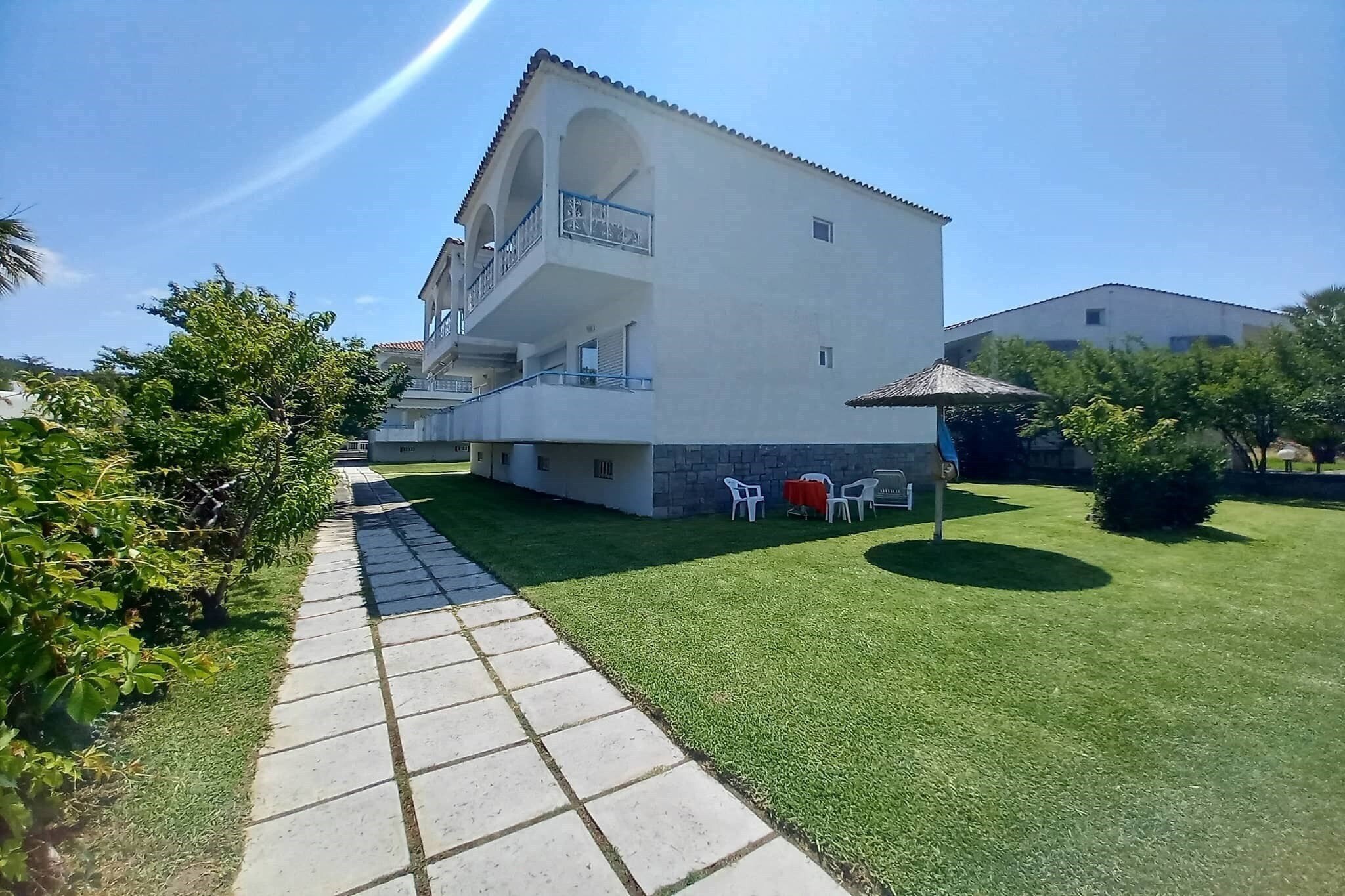 Апартаменты Evlogia Hotel Seafront & Anex by Greek Pride (ex. Greek Pride Evlogia Seaside, Greek Pride Seafront, Evlogia Hotel by Greek Pride) 4*