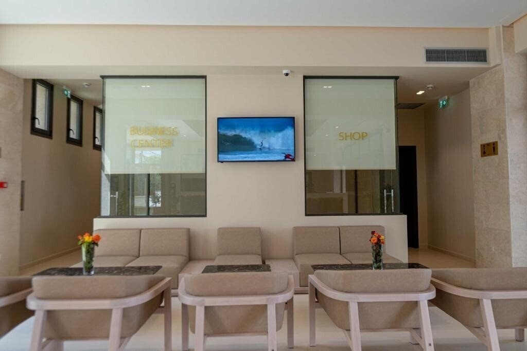 Вид Mirror Hotel 4*